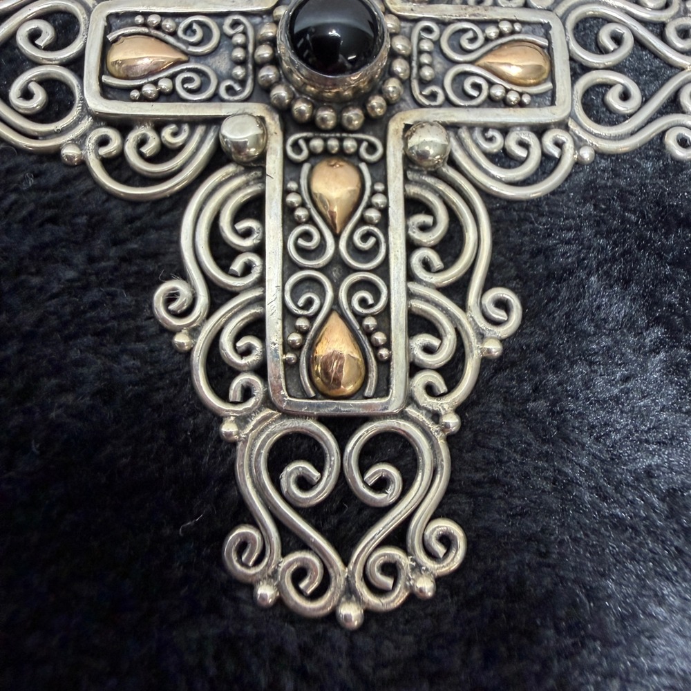Signed BA Sterling‎ Silver 18k Gold Black Onyx Filigree Cross Pendant Wt. 22.95g - Picture 3 of 14